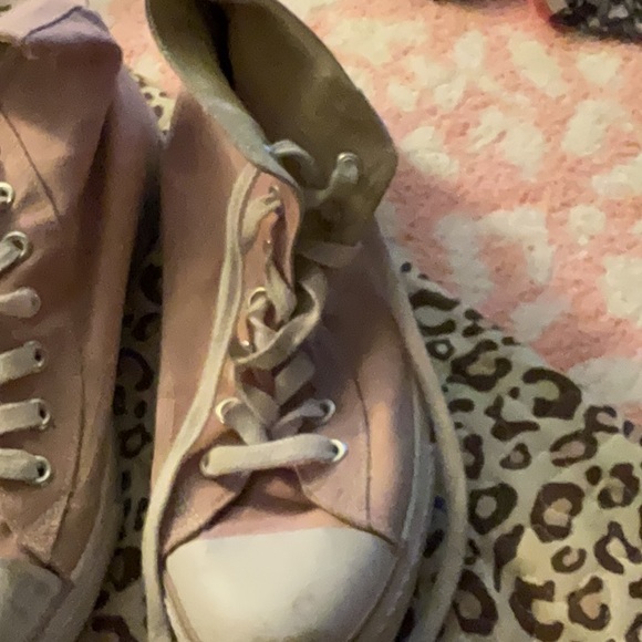 Air Walk Sneakers - Picture 8 of 11